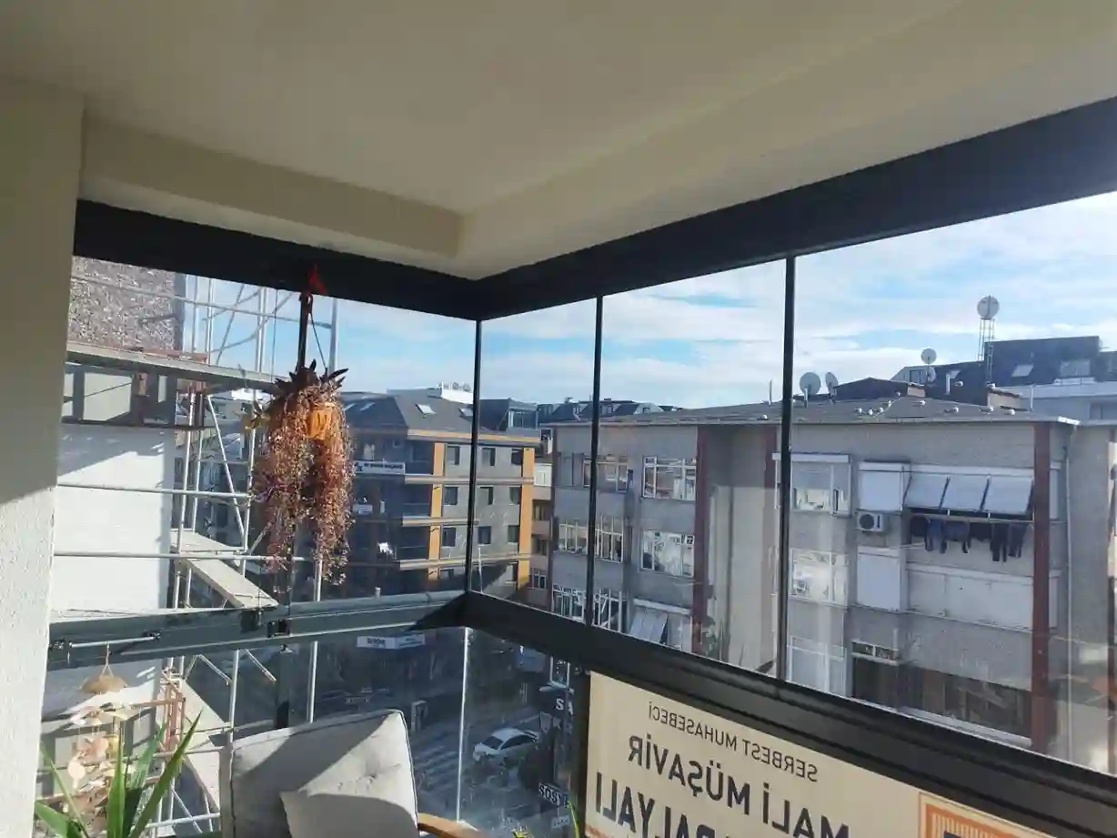 Bayrampaşa sürme cam balkon